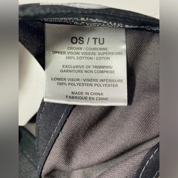 Jurassic World Hat -Black & Green w/ Dino Design Under Brim - Size OS - BNWT 🦕 - Picture 3 of 11